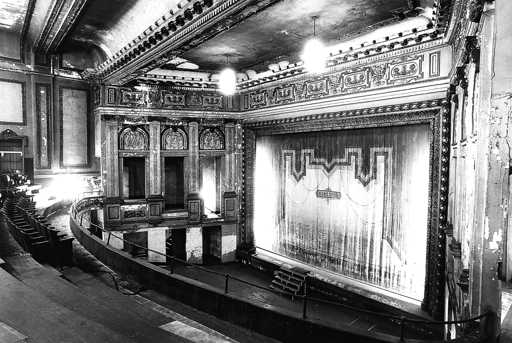 1985 academy balcony